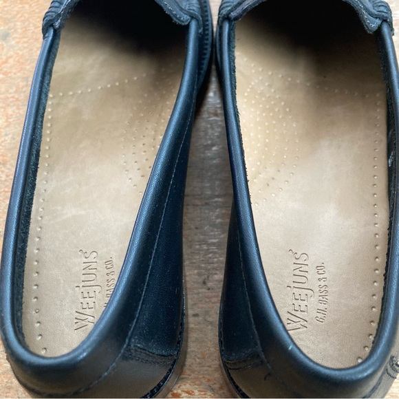 Bass Weejuns Loafers - women’s 9.5 M - Black - Picture 11 of 11